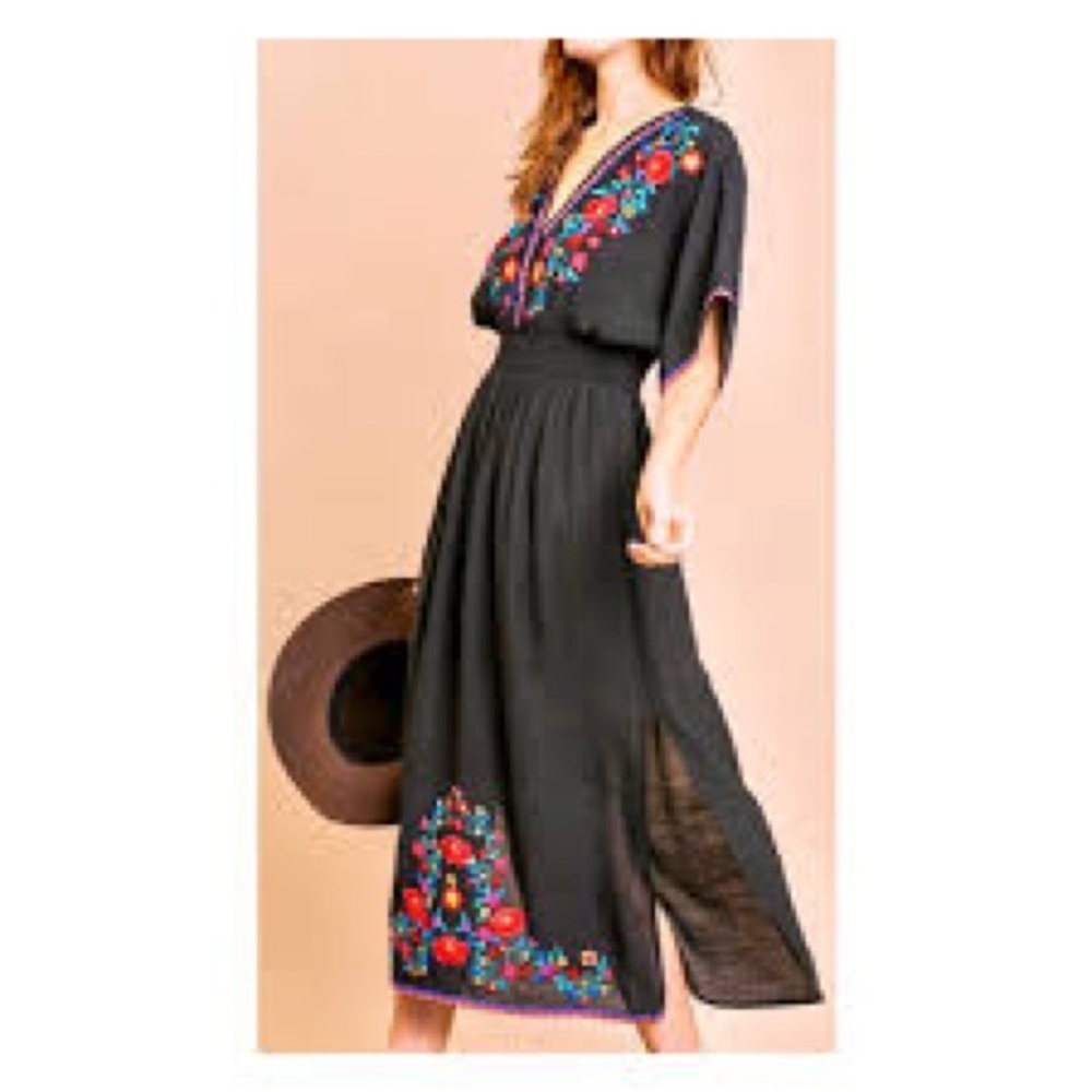 Umgee Black Embroidered Boho Midi Dress – Size M
